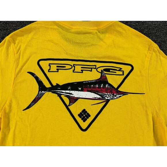 Columbia PFG shirt Print Mens Small Yellow T-Shirt Crewneck Marlin Sword Fish - Picture 8 of 9